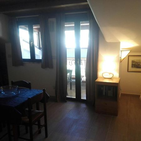 Villa Marysa Studio Apartment Giardini Naxos Rum bild