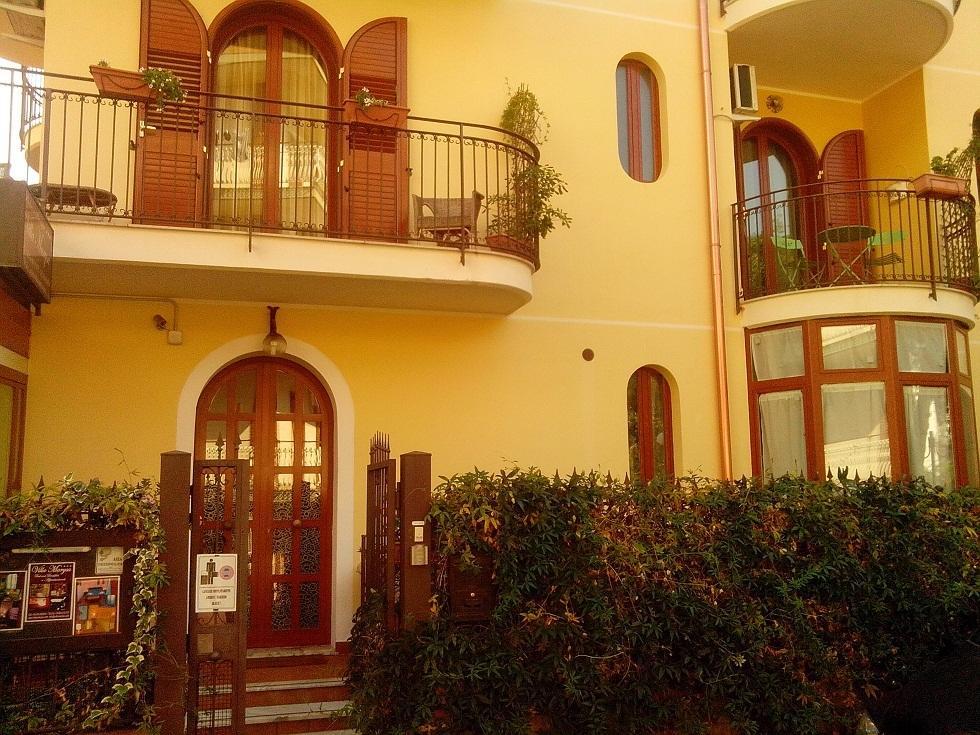 Villa Marysa Studio Apartment Giardini Naxos Exteriör bild