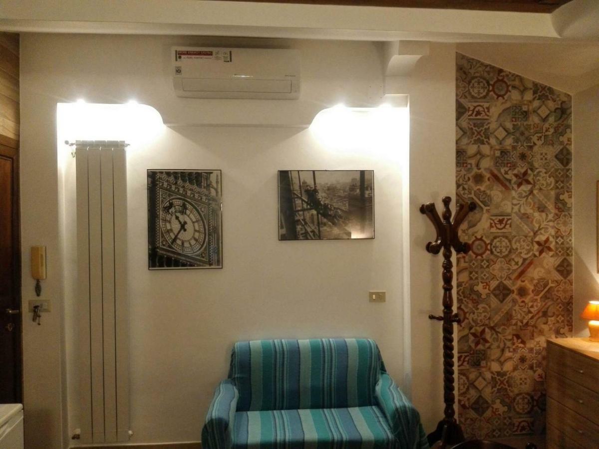 Villa Marysa Studio Apartment Giardini Naxos Exteriör bild